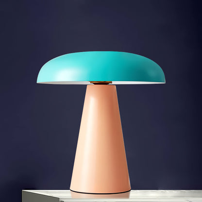 RheaLight - Bordlampe med elegant fod og subtil belysning