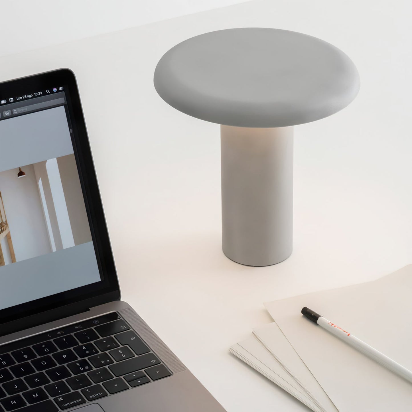 LumiLite – Minimalistisk bordlampe med USB-opladningsfunktion