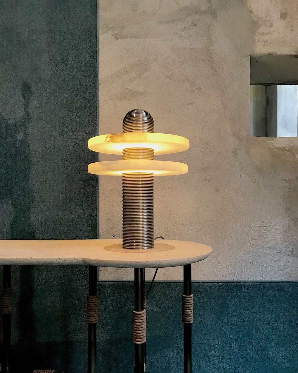 PlaneLight - Alabaster Bordlampe