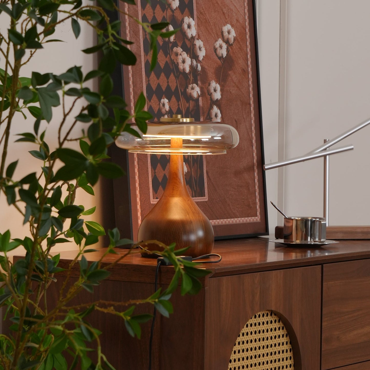 WoodLuxe - Lampe de table design avec LED réglable
