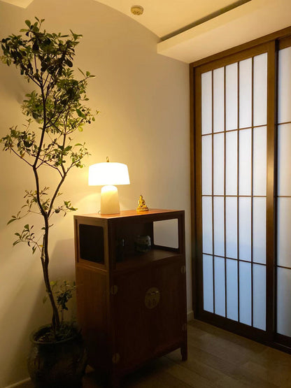LuxeAogashima - Table Lamp with Elegant Design and Cosy Light Diffusion