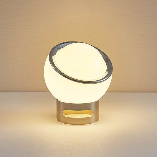 Lampe de table à abat-jour en verre unique