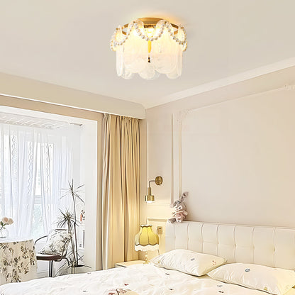 AureusGlow - Loftlampe med perler og behagelig lysfordeling