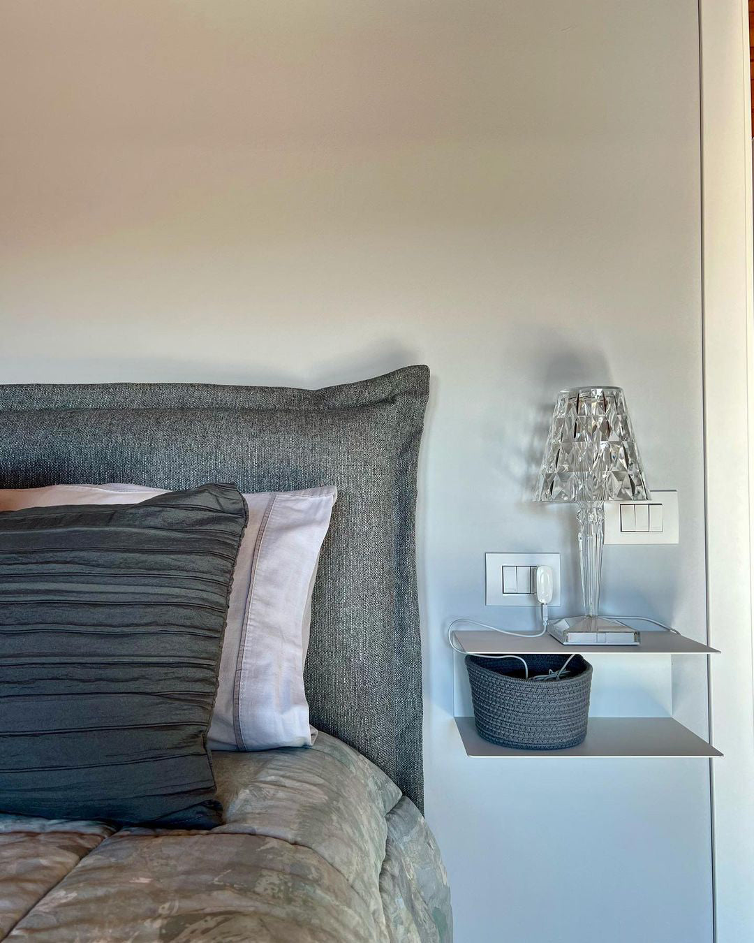 SparkLicht - Lampe de table moderne avec LED et effet glamour