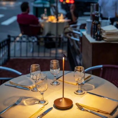 Lampe de table LED sans fil moderne et fine