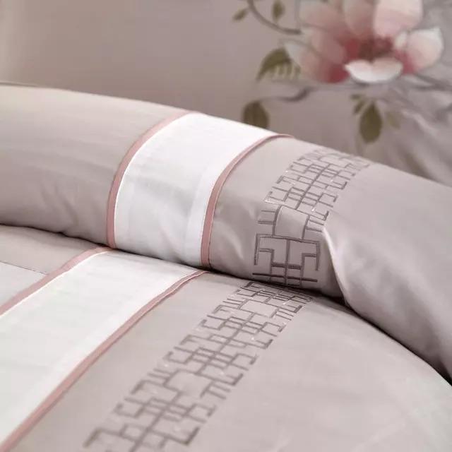 SakuraElegance - Weiches Bettwäsche-Set aus ägyptischer Baumwolle