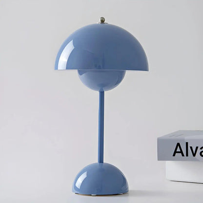 NordicaLight - Elegant Table Lamp