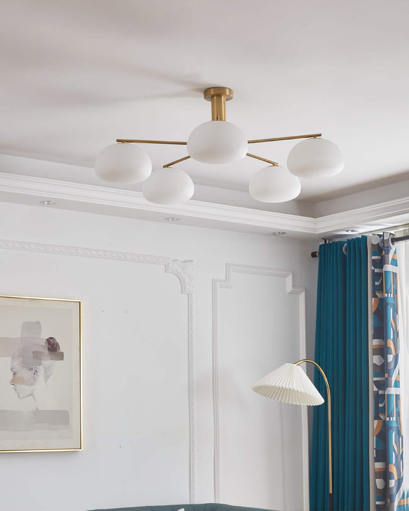 BrietteAura - Elegant Ceiling Light
