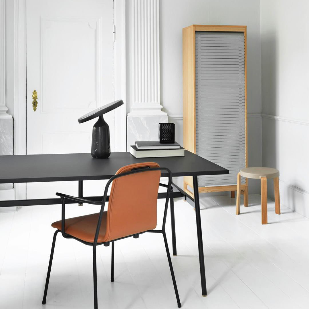 LuxeEddy - Bordlampe med elegant design og subtil lysfordeling
