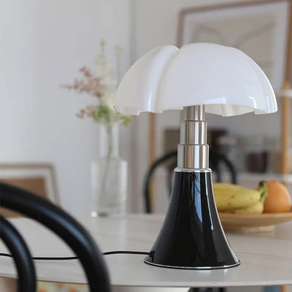 PetalLight | Lampe de table fleurie magnifique