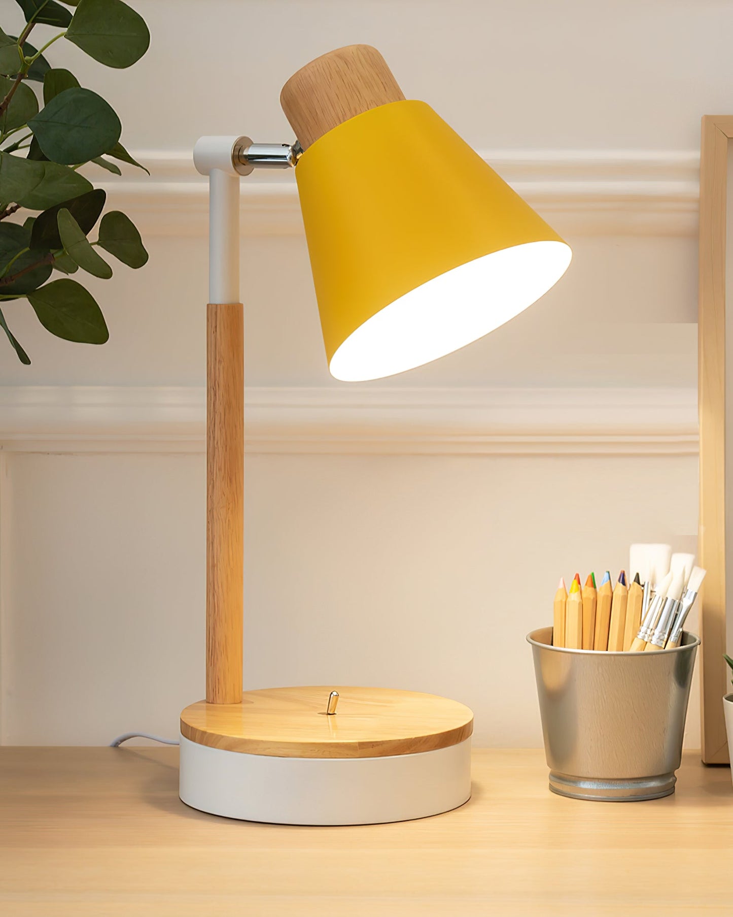 LunaBright - Table Lamp