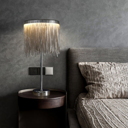 CadenaGloed - Tischlampe mit schicken Quasten-Details und gemütlicher Lichtstreuung