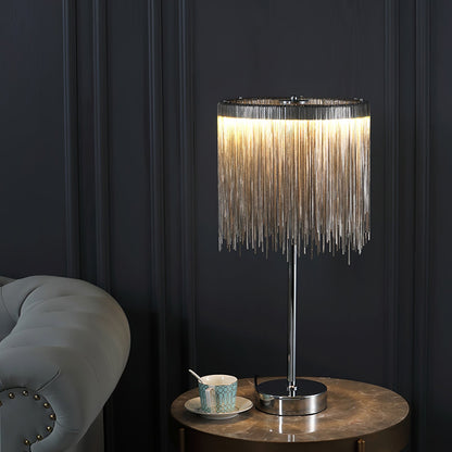 CadenaGloed - Tischlampe mit schicken Quasten-Details und gemütlicher Lichtstreuung