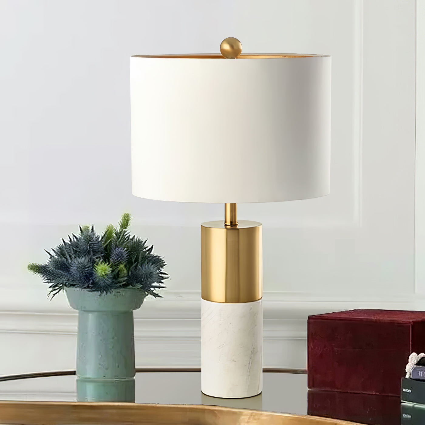 MarbleGlow - Bordlampe med stilfuld marmorfod og slankt design