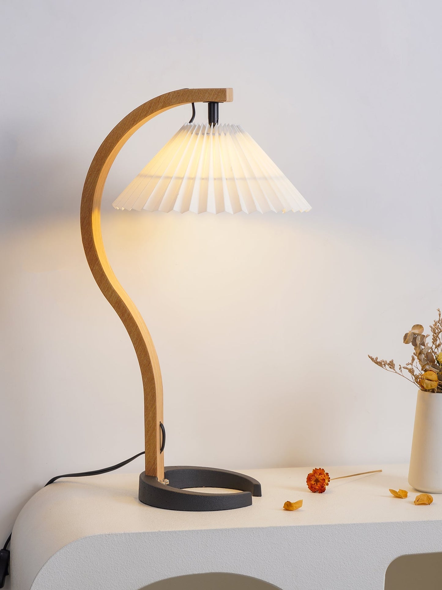 NatureArc - Lampe de table en bois avec formes organiques