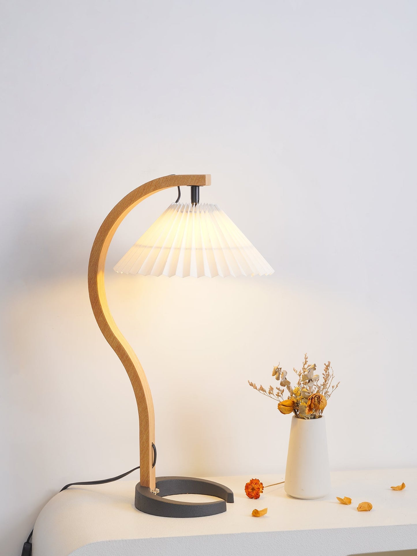 NatureArc - Lampe de table en bois avec formes organiques