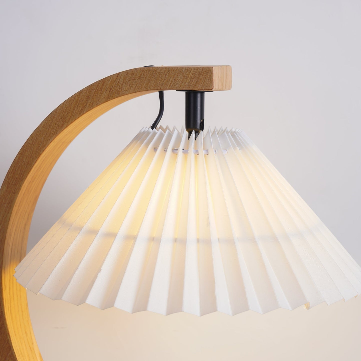 NatureArc - Wooden Table Lamp with Organic Shapes