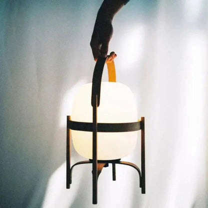 CestaLuxe - Træ- og Lys Bordlampe