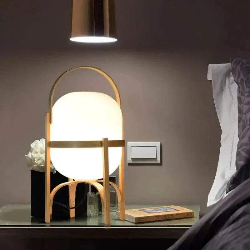 CestaLuxe - Træ- og Lys Bordlampe