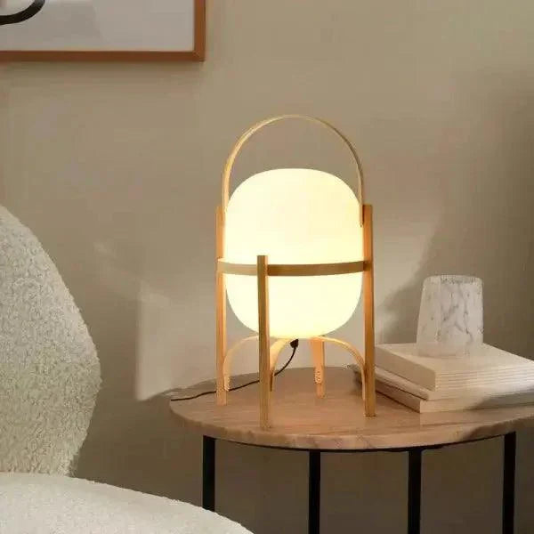 CestaLuxe - Træ- og Lys Bordlampe