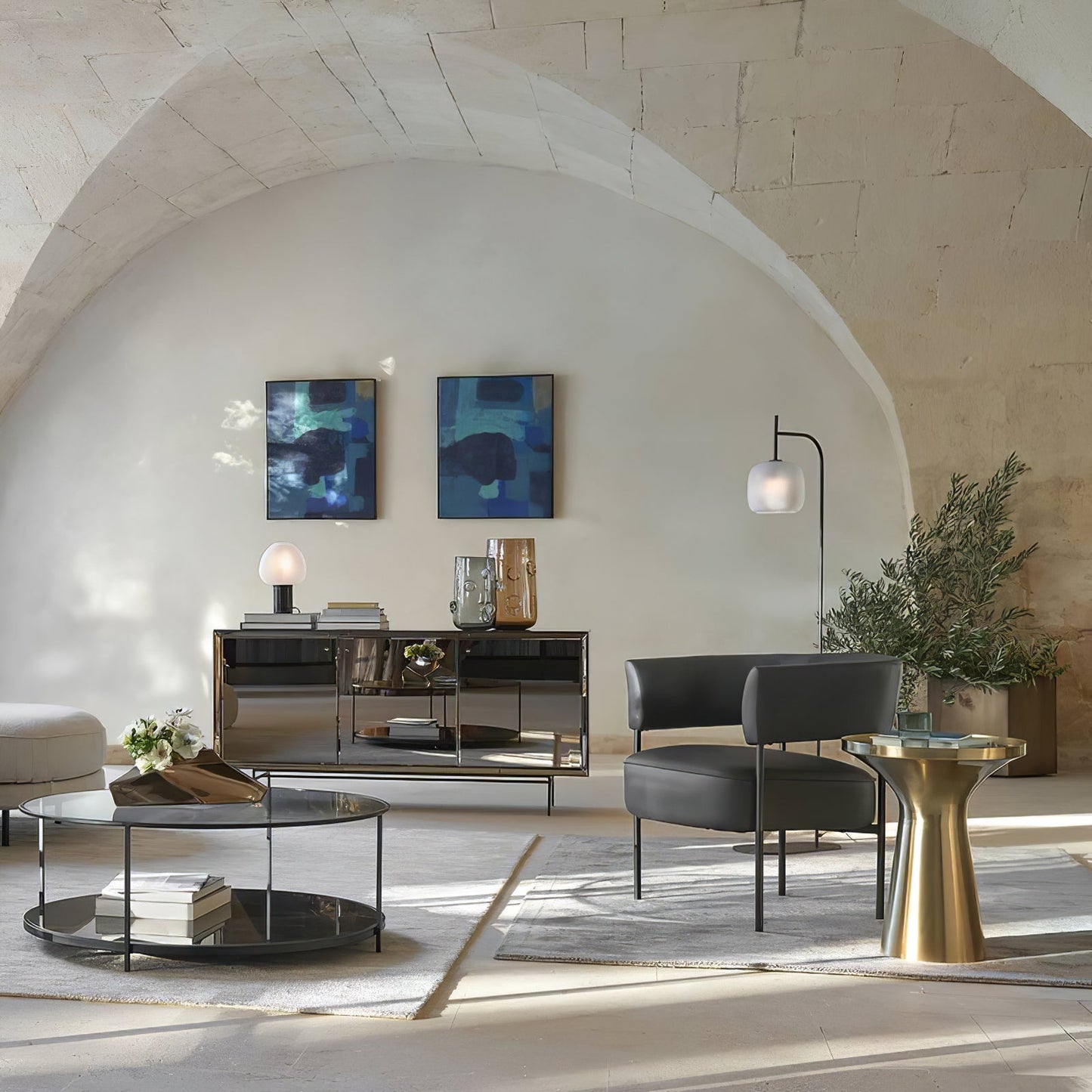 LuxeChanya - Bordlampe med subtil stil og intim belysning