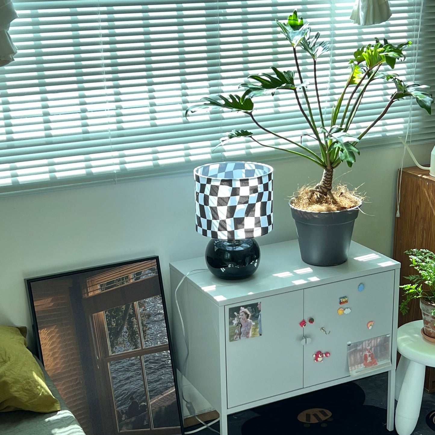 GridAura - Unique Geometric Table Lamp
