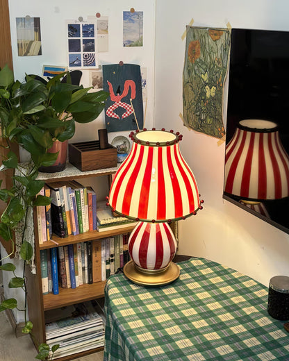 TroupGlow - Lampe de table inspirée du cirque avec une illumination vive