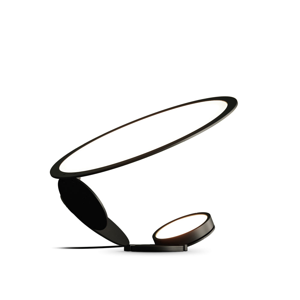 LightSlice - Stilfuld bordlampe med subtile snitdetaljer