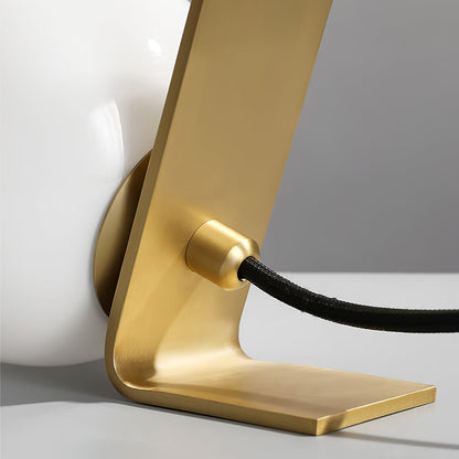 DaphneLuxe - Bordlampe med minimalistisk eleganse og koselig glød
