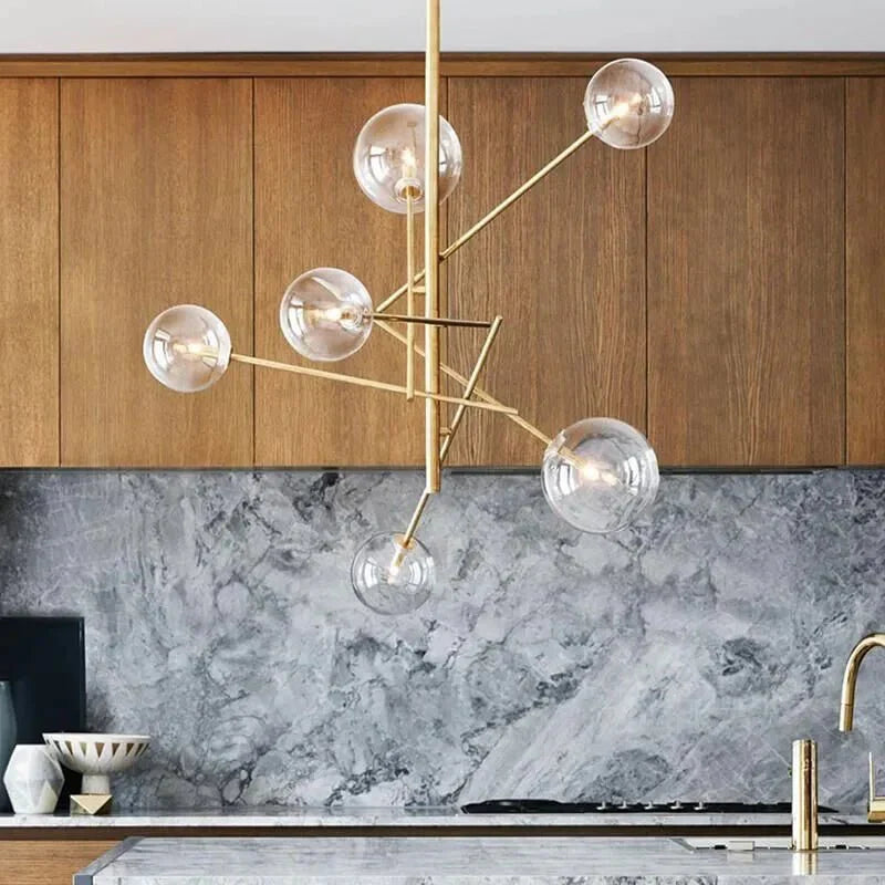 ChicLumen - Luxuriöser Glas-Kronleuchter für elegantes Wohnen