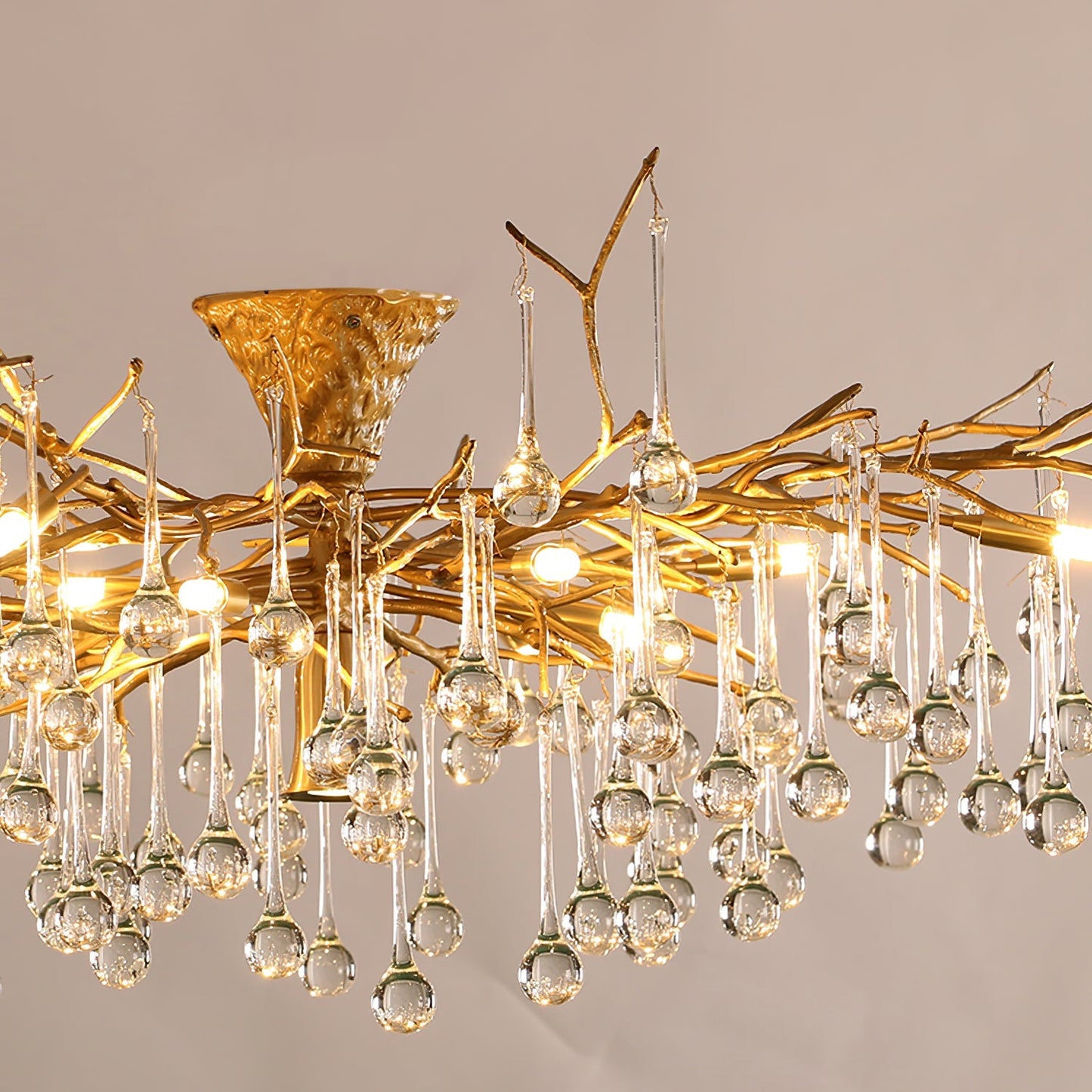 LuxeDivino - Ceiling Lamp with Subtle Finish and Luxurious Lighting
