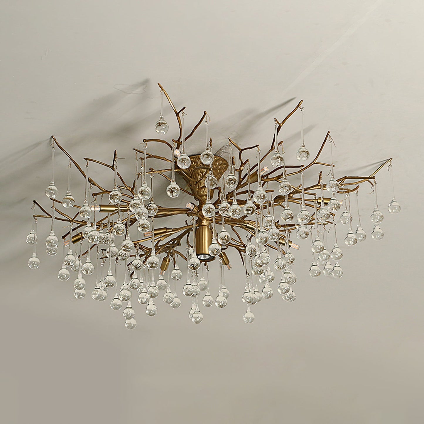 LuxeDivino - Ceiling Lamp with Subtle Finish and Luxurious Lighting