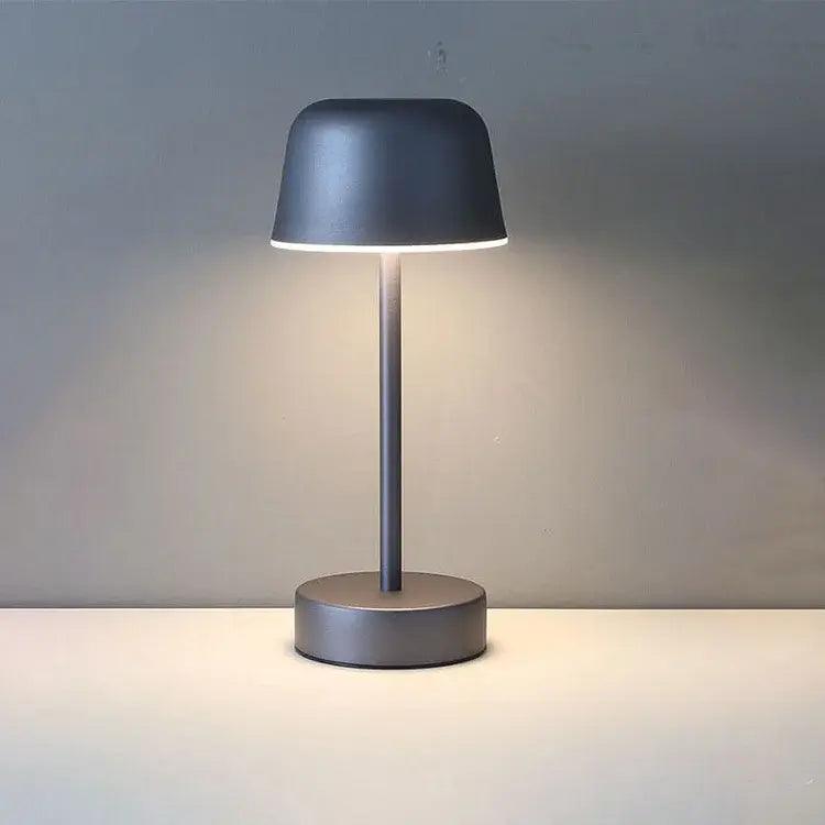 IlluCore - Moderne Bordlampe