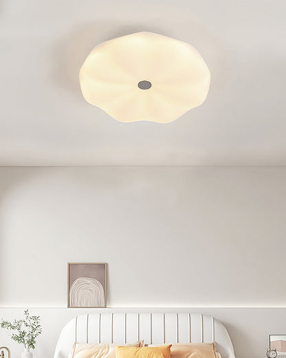 LuxeDonut - Deckenlampe mit eleganten Kurven und subtiler Beleuchtung