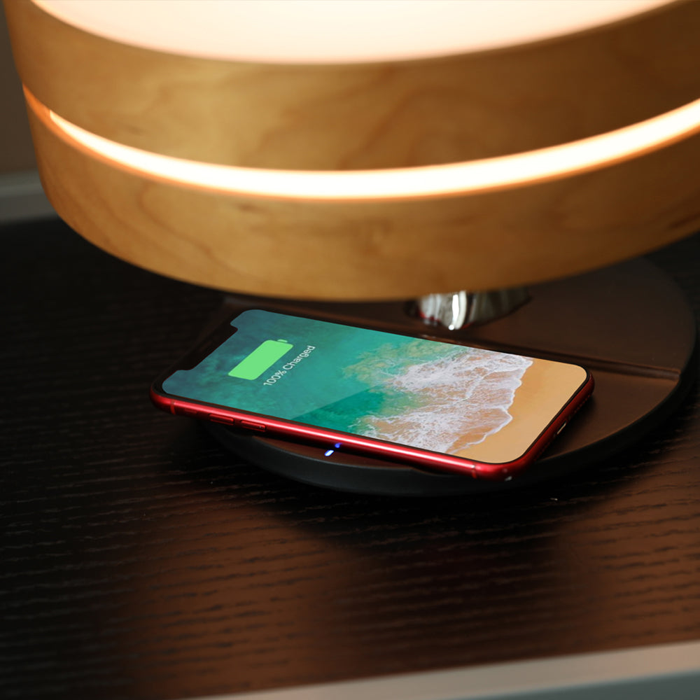 SmartGlow - Moderne Schreibtischlampe mit Lautsprecher und kabellosem Ladegerät