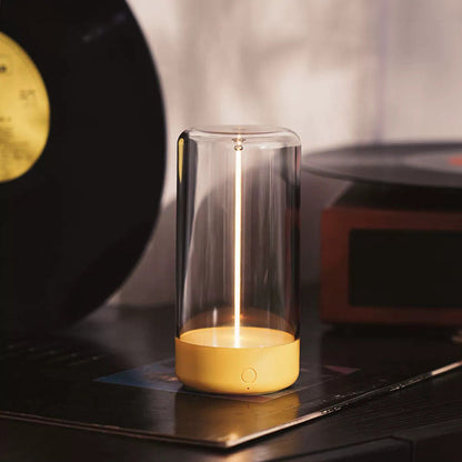 MiniMag - Magnetisk Bordlampe i Moderne Design