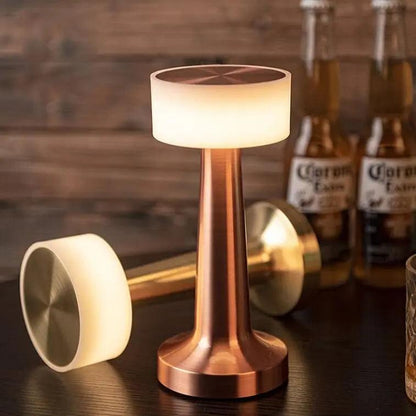 VintaGlow - Lampe Rétro Raffinée pour le Bar