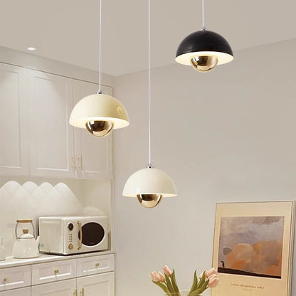 PodGlow - Lampe suspendue portable en forme de capsule