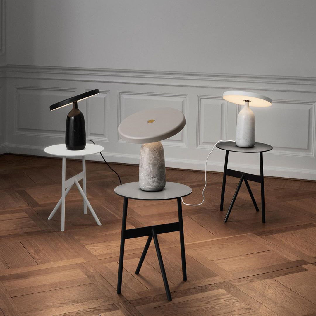 LuxeEddy - Bordlampe med elegant design og subtil lysfordeling