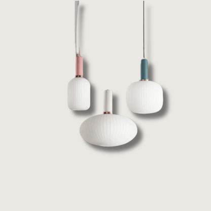 PrismaGlow - Stylish Glass Pendant Lamp for a Luxurious Look