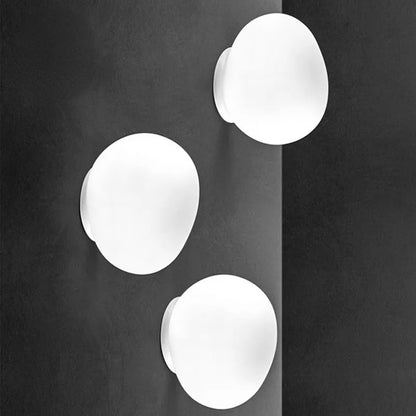 VivaLume - Elegant hvid loftslampe til moderne interiører