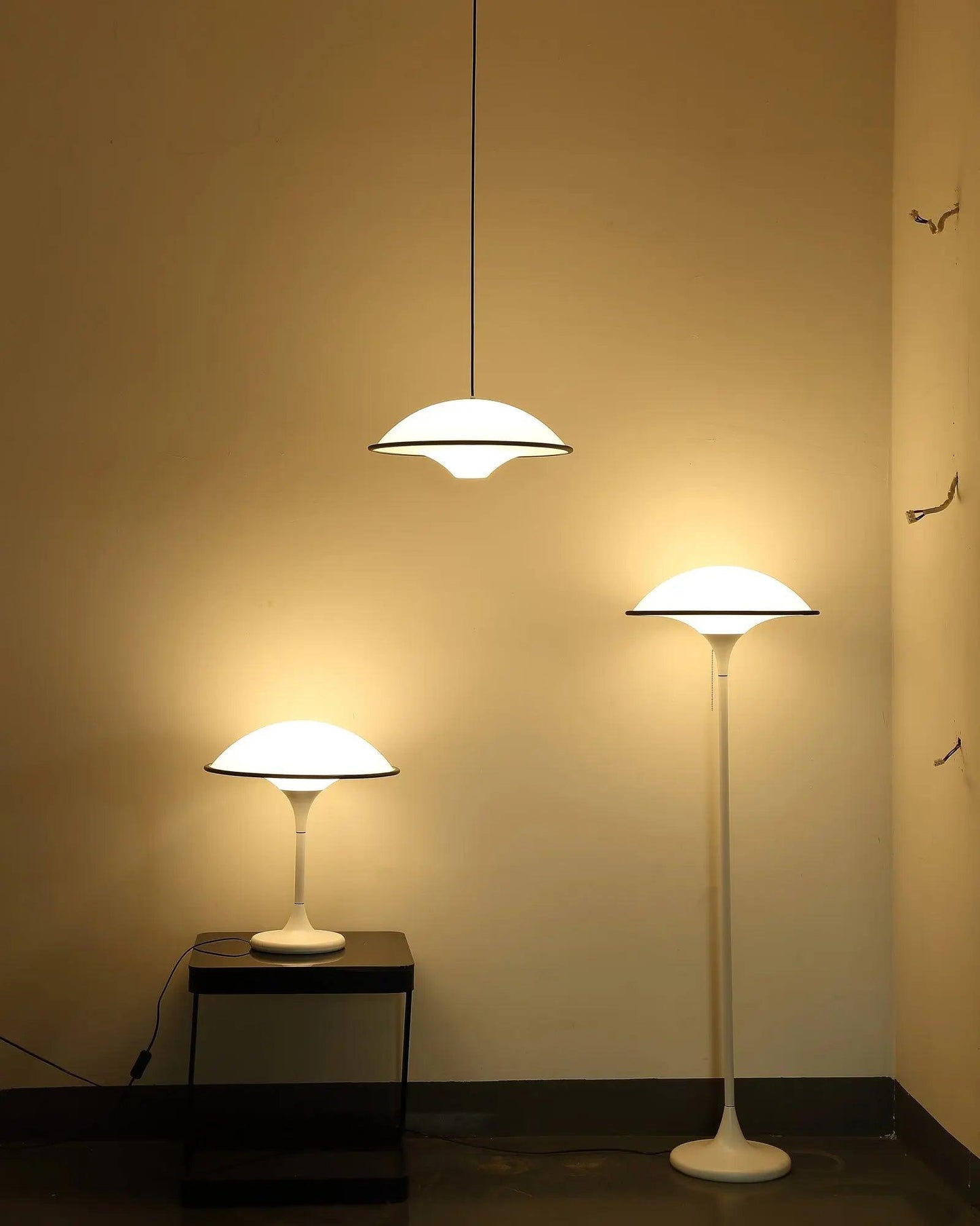 FontanaGlow - Skandinavisk Bordlampe