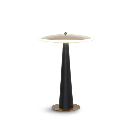 CopperBeat – Bordlampe med trommeform og kobberfinish