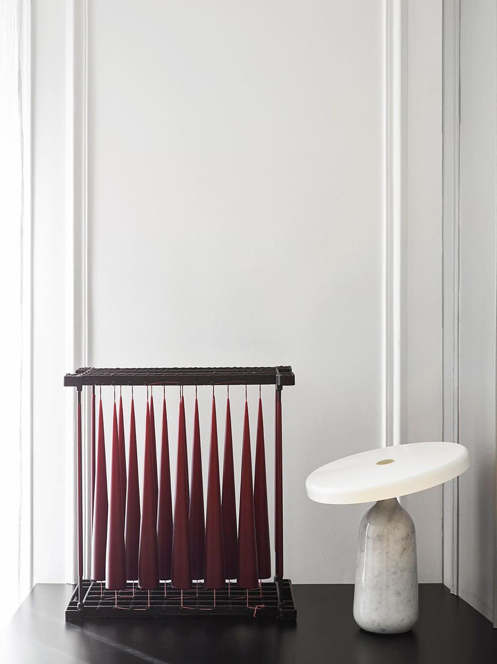 LuxeEddy - Bordlampe med elegant design og subtil lysfordeling