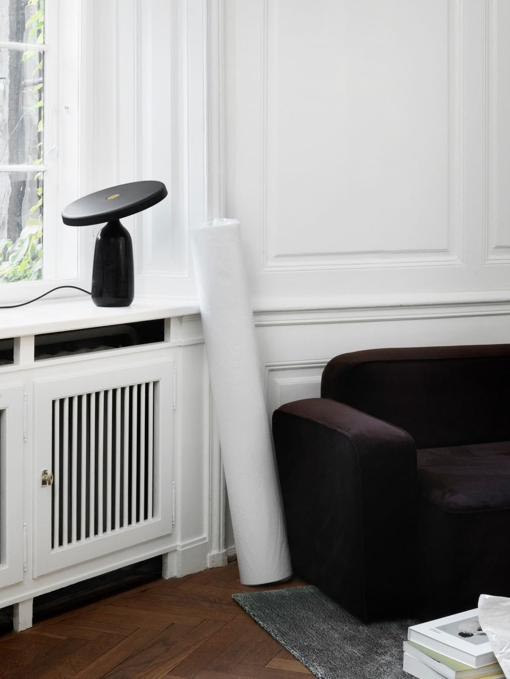 LuxeEddy - Bordlampe med elegant design og subtil lysfordeling