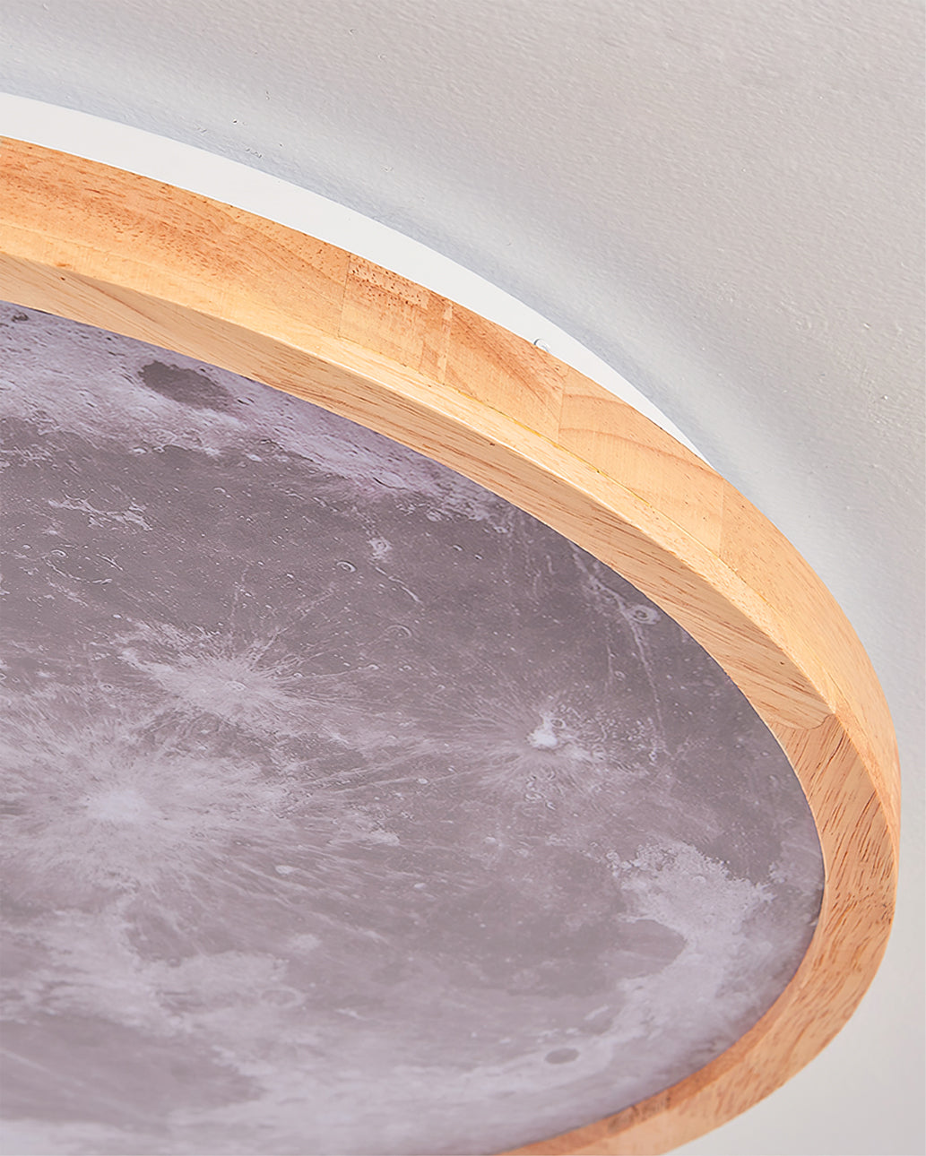 EmivaLuxe - Deckenlampe mit minimalistischer Eleganz und warmer Lichtverteilung