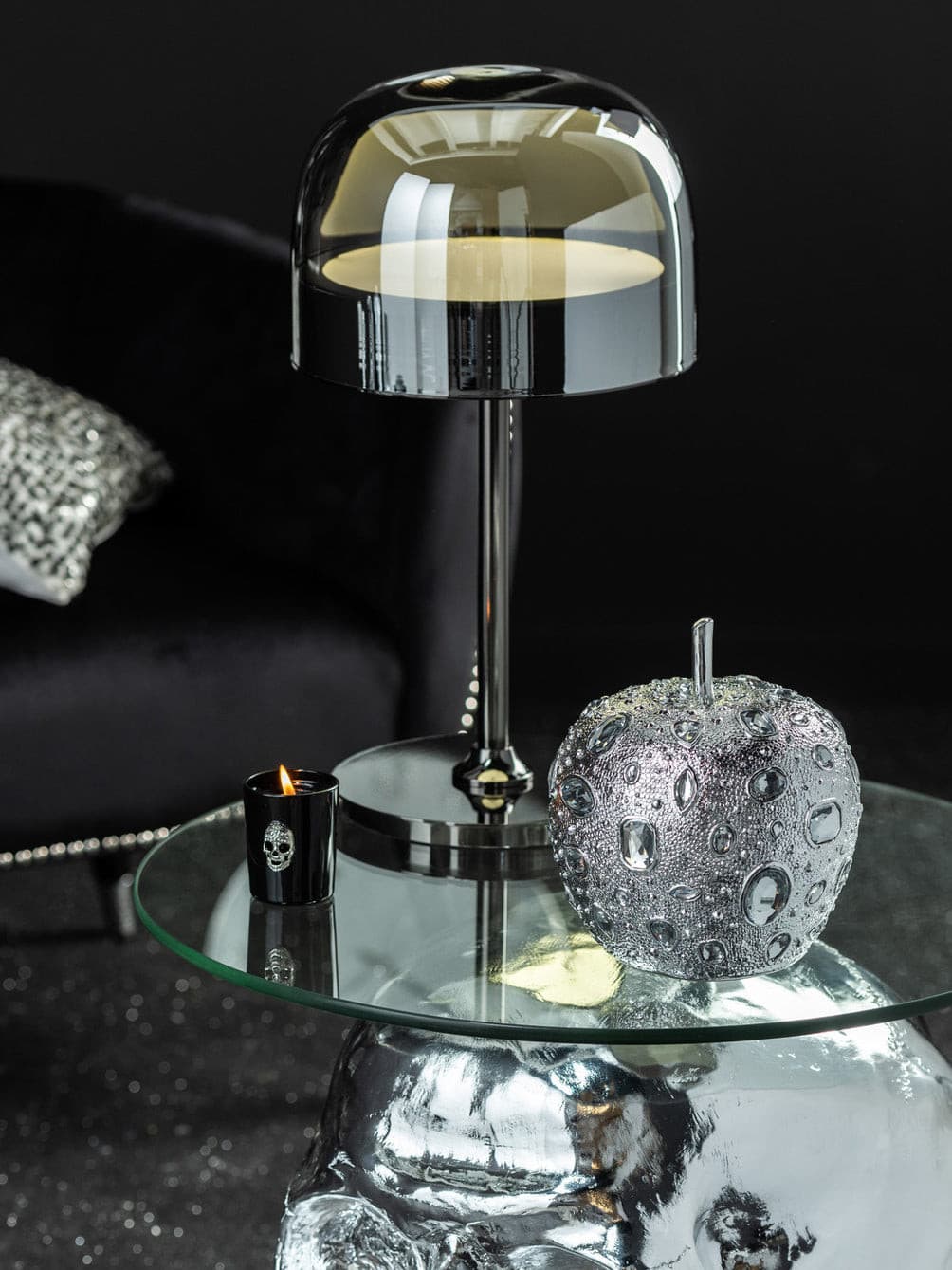 LuxeEquator - LED Table Lamp with Planetary Design and Subtle Lighting