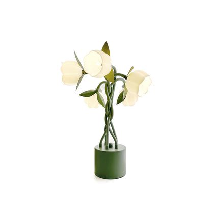 PetalLight - Elegant blomsterinspireret bordlampe