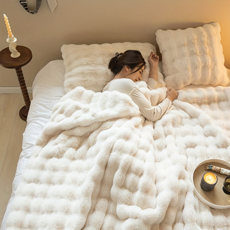 FluffyNest - Thick Warm Bubble Fleece Blanket for Sofa and Bed