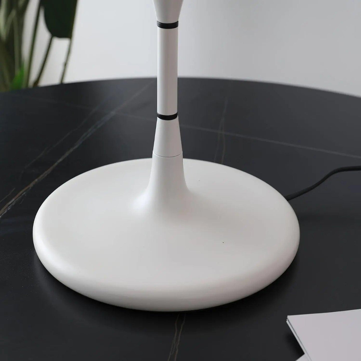 FontanaGlow - Skandinavisk Bordlampe